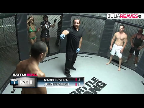 ❤️ Ultimate Fighter fucks wata lamba yarinya dama bayan fada a cikin zobe ❤❌ Batsa na dubura